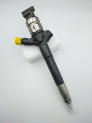 Injector 23670-0R180